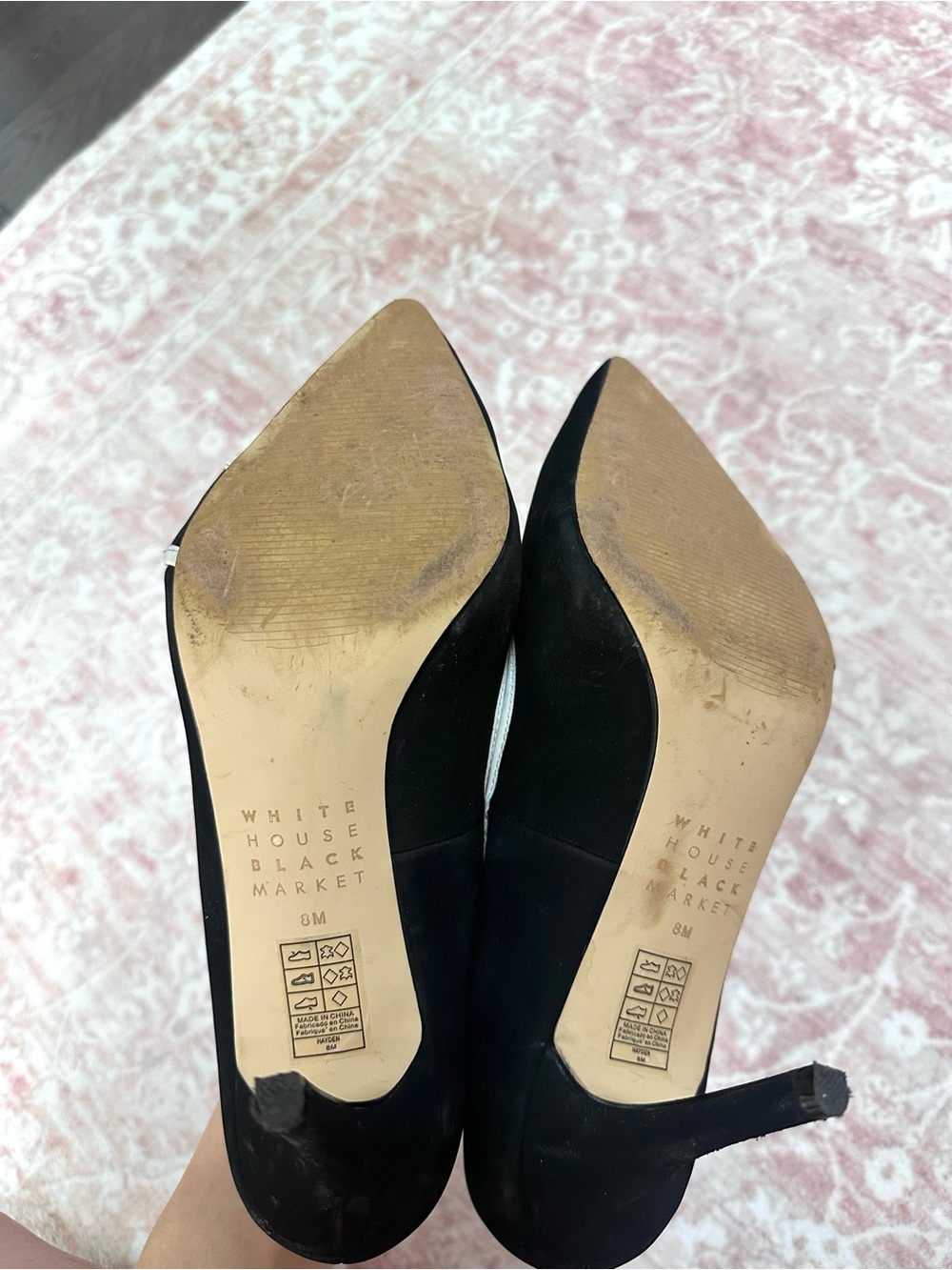 White House Black Market 🖤 Suede “Hayden” Pointed Heels - Picture 4 of 7